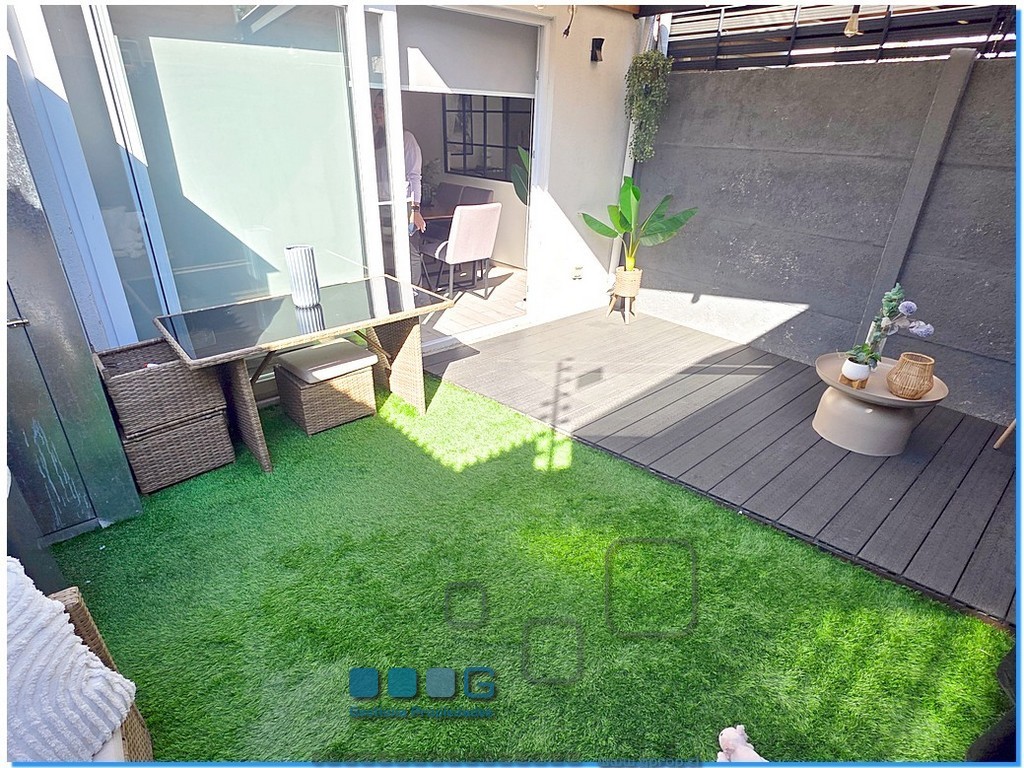 P5945 - P5945-12.jpg