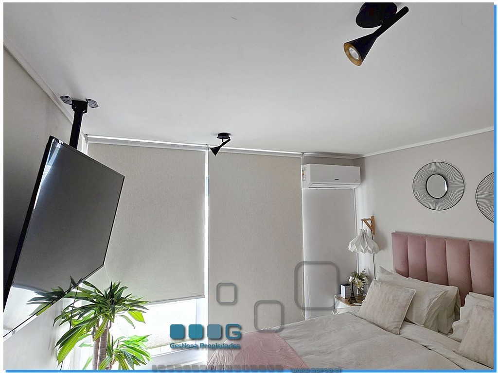 P5945 - P5945-17.jpg