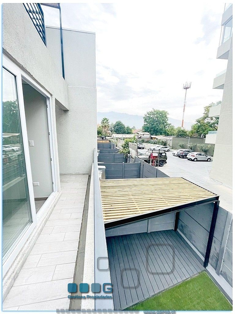 P5945 - P5945-19.jpg