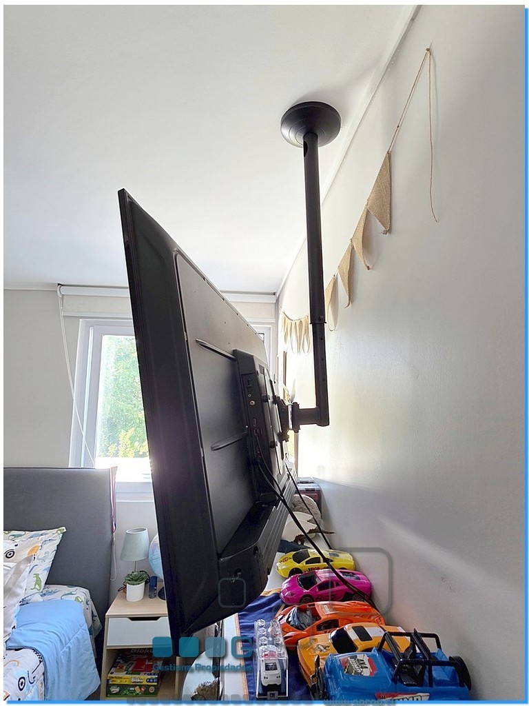 P5945 - P5945-22.jpg