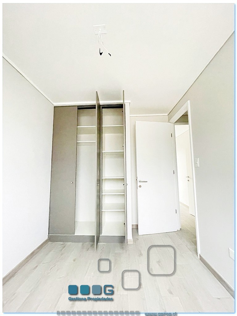 P5945 - P5945-23.jpg