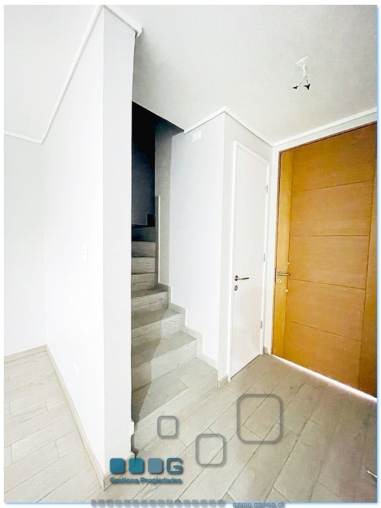 P5945 - P5945-34.jpg